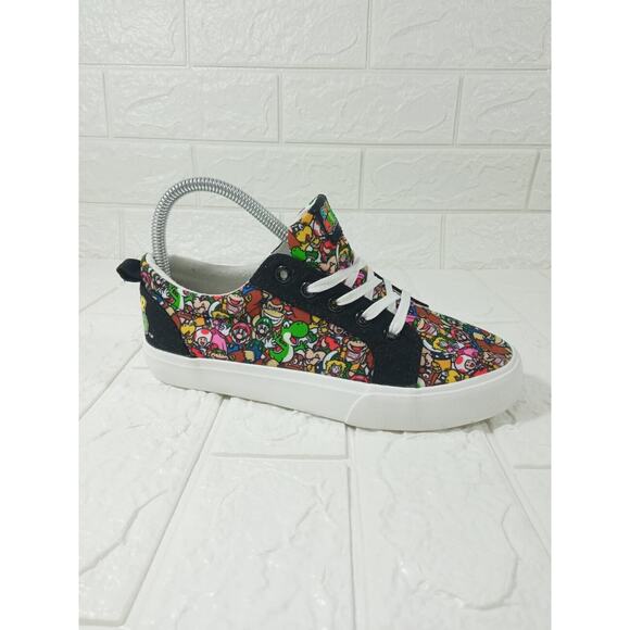 Official Nintendo Ground Up Super Mario Brothers Shoes Kids Multicolor Size 4 - Picture 1 of 9